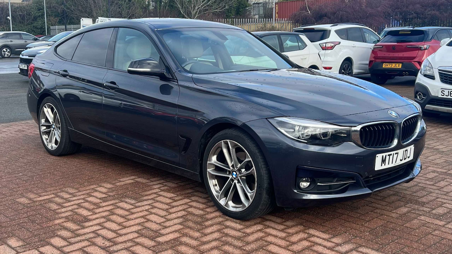 Used BMW 3 Series 2017 for sale - 77577228: Photo 1
