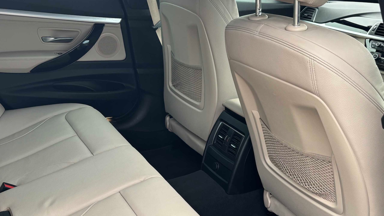 Used BMW 3 Series 2017 for sale - 77577228: Photo 13