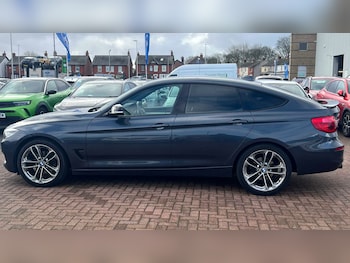 Used BMW 3 Series 2017 for sale - 77577228: Photo