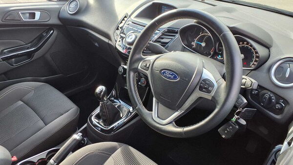 Used Ford Fiesta 2016 for sale - 76063427: Photo 16