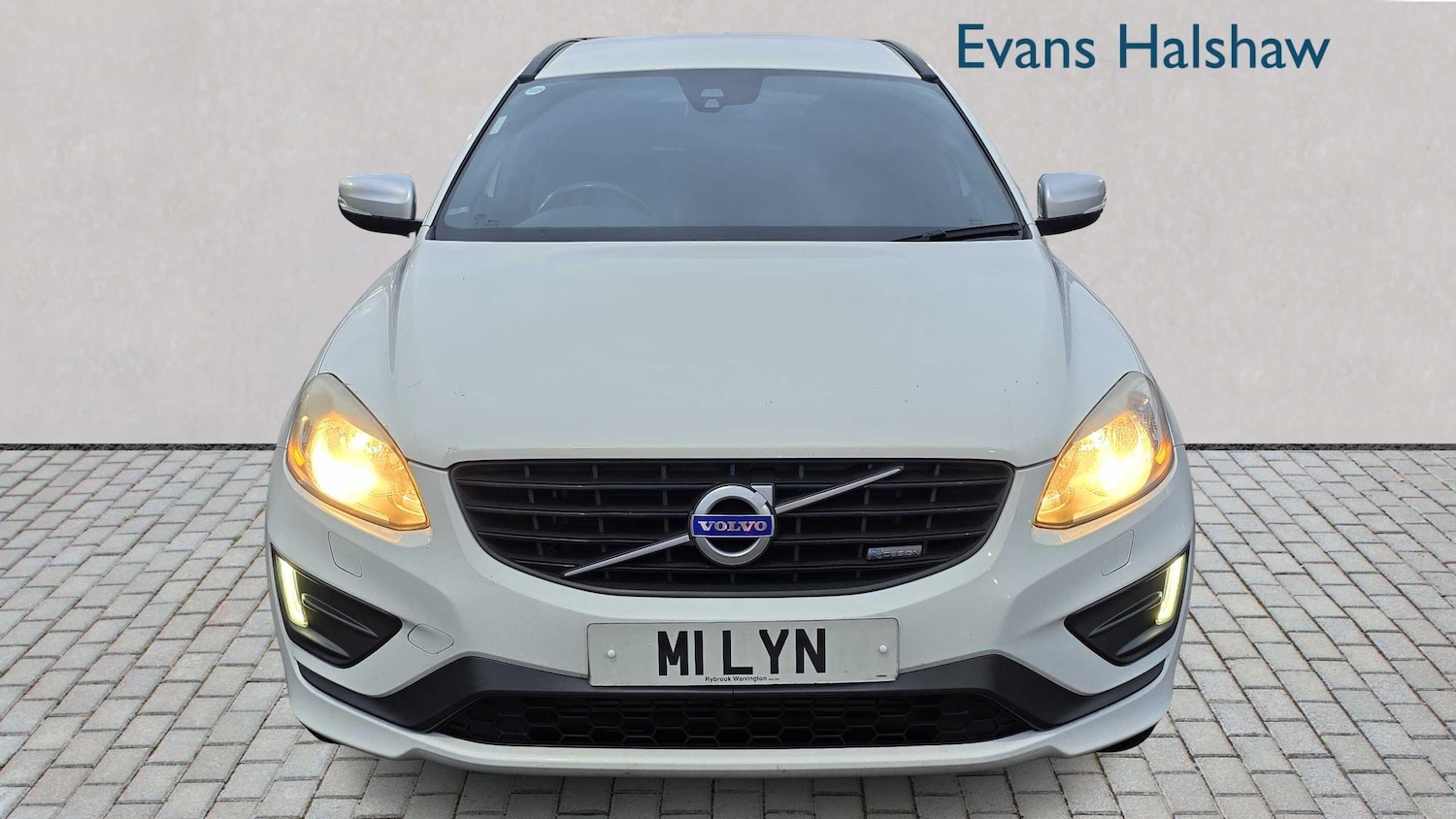 Used Volvo XC60 2014 for sale - 77480618: Photo 3