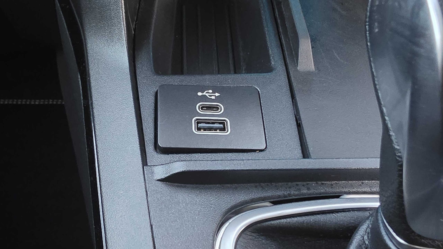 Used Ford Puma 2024 for sale - 76501930: Photo 30