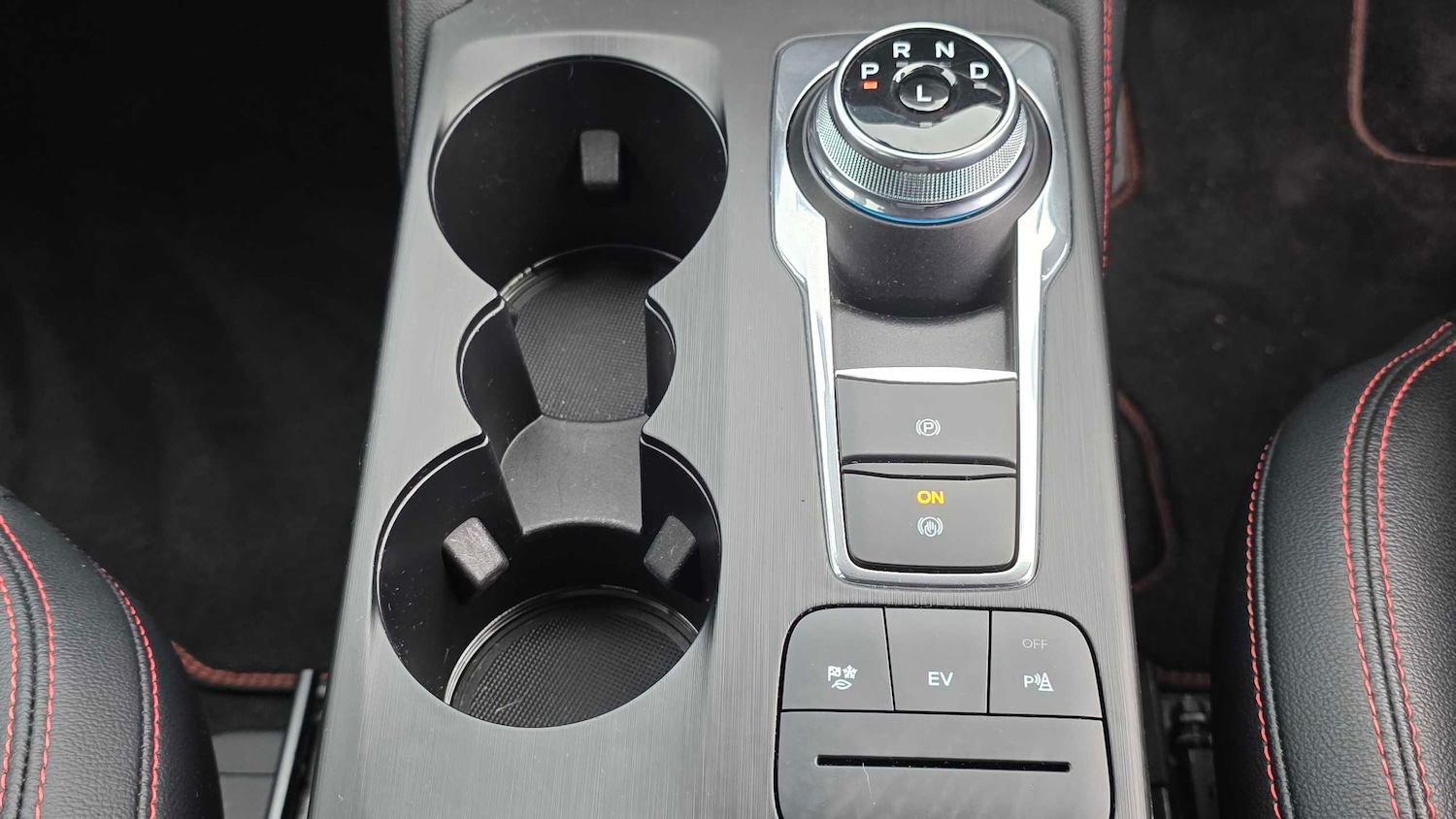 Used Ford Kuga 2022 for sale - 76745942: Photo 12