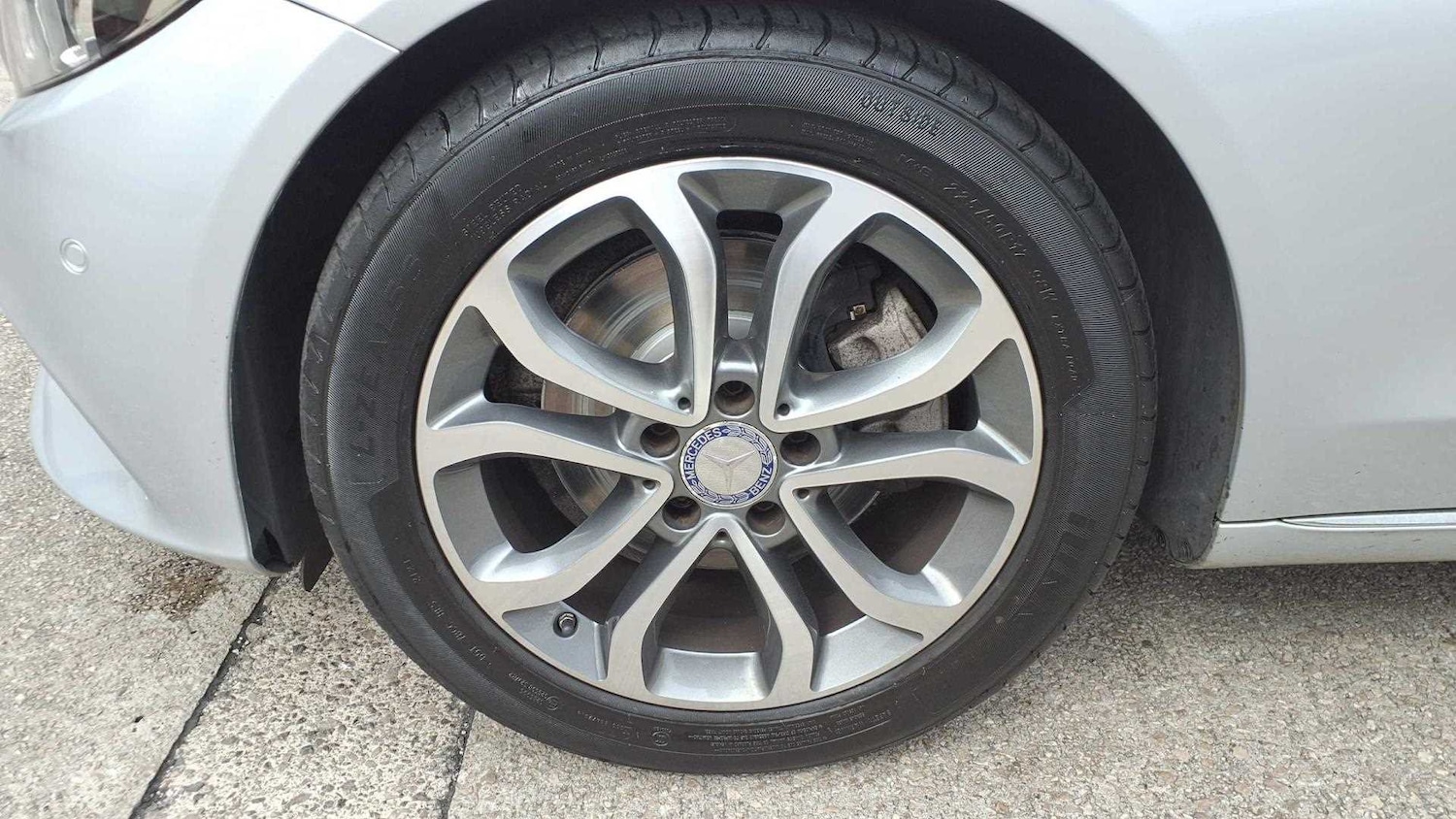 Used Mercedes-Benz C Class 2017 for sale - 76648943: Photo 11