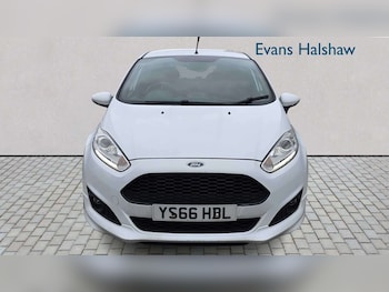 Used Ford Fiesta 2016 for sale - 79326482: Photo