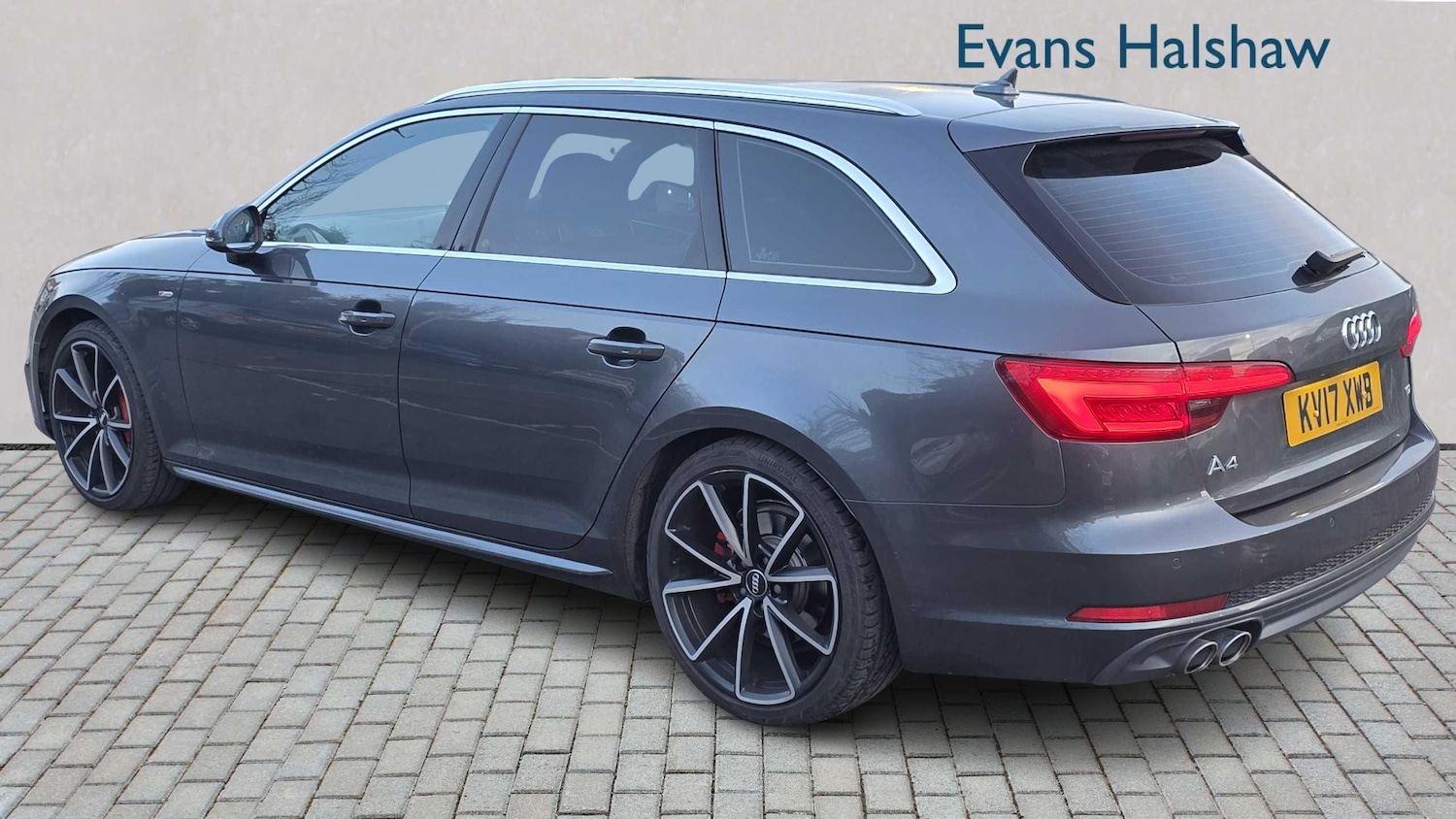 Used Audi A4 2017 for sale - 77361533: Photo 4