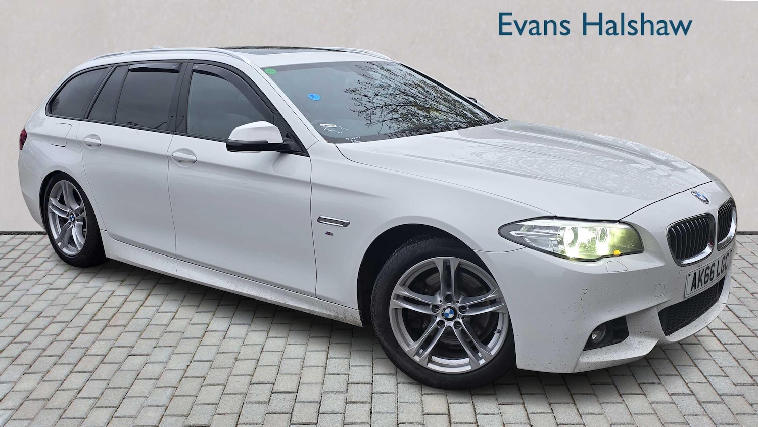 Used BMW 5 Series 2016 for sale - 76564403: Photo 1