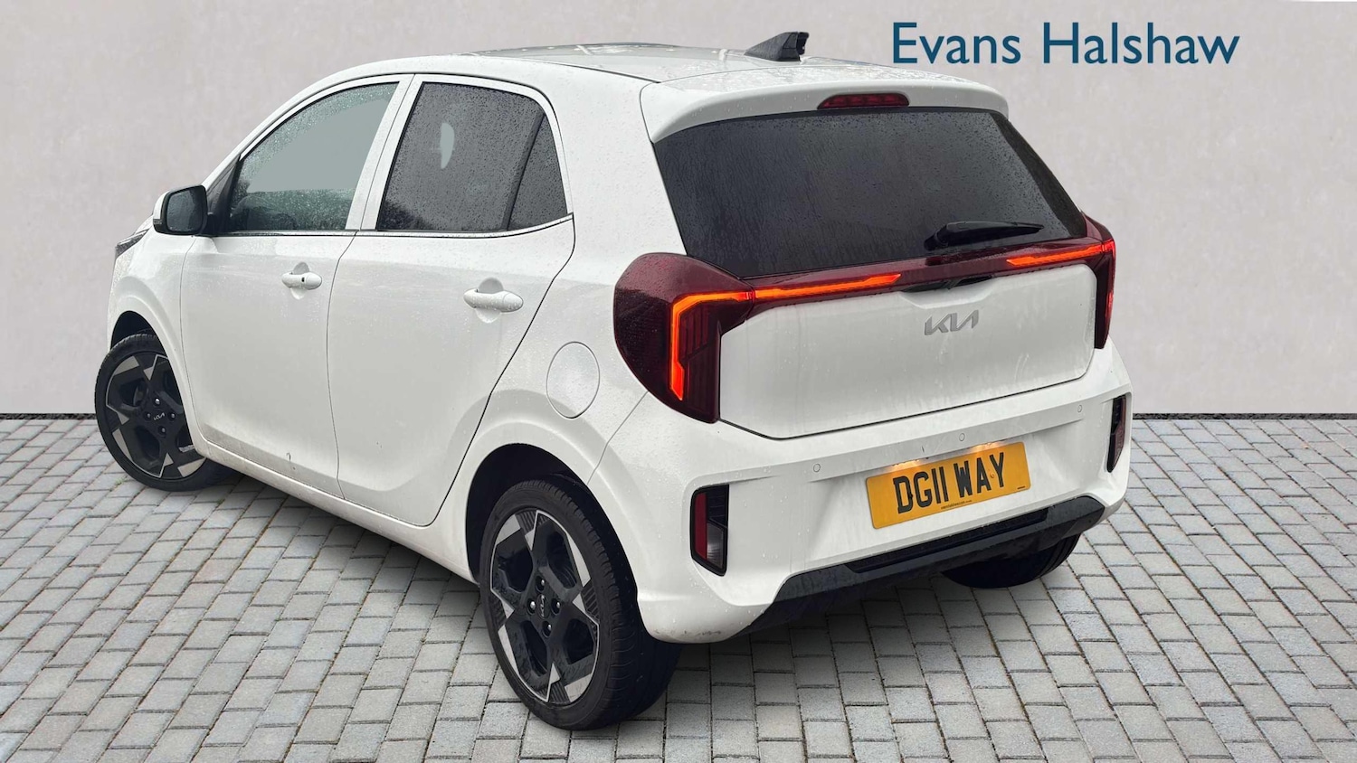 Used Kia Picanto 2024 for sale - 76827494: Photo 2