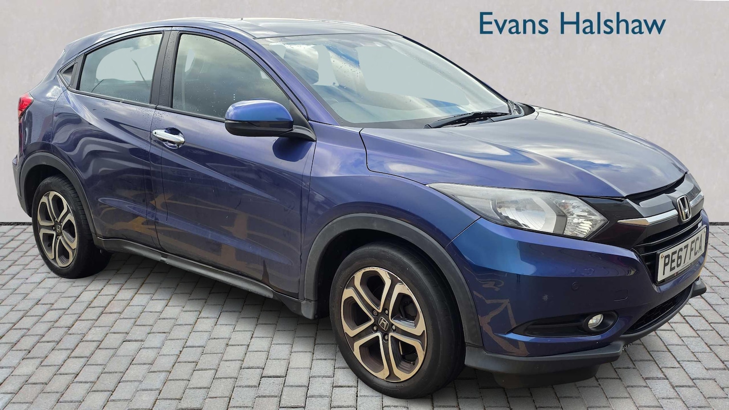 Used Honda HR-V 2018 for sale - 76745937: Photo 1