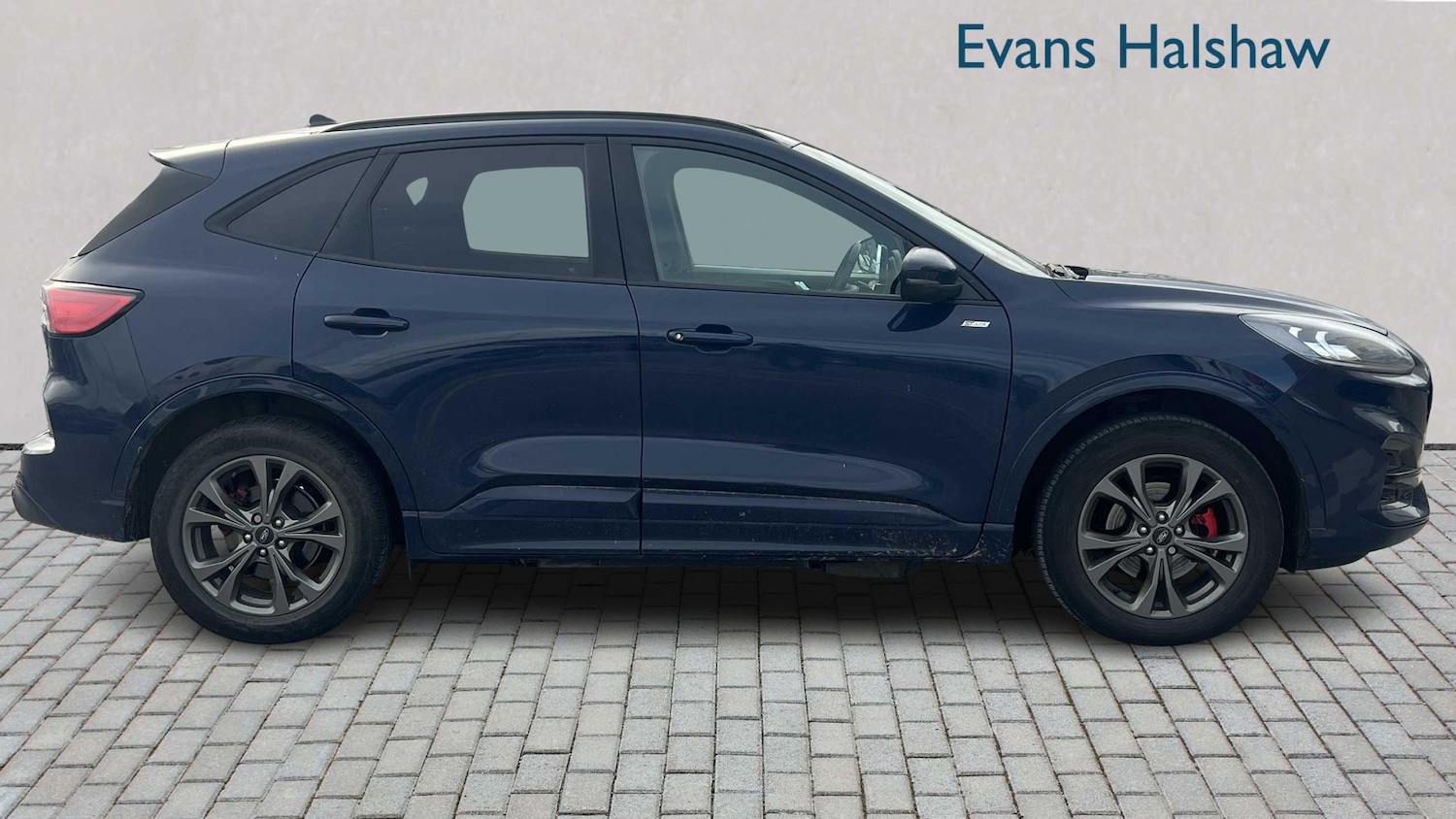 Used Ford Kuga 2022 for sale - 76378775: Photo 4