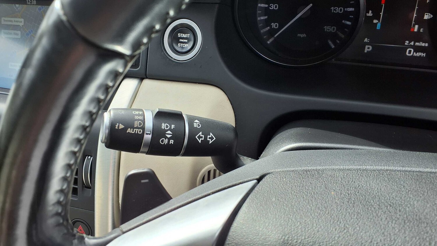 Used Land Rover Discovery Sport 2015 for sale - 77913609: Photo 27