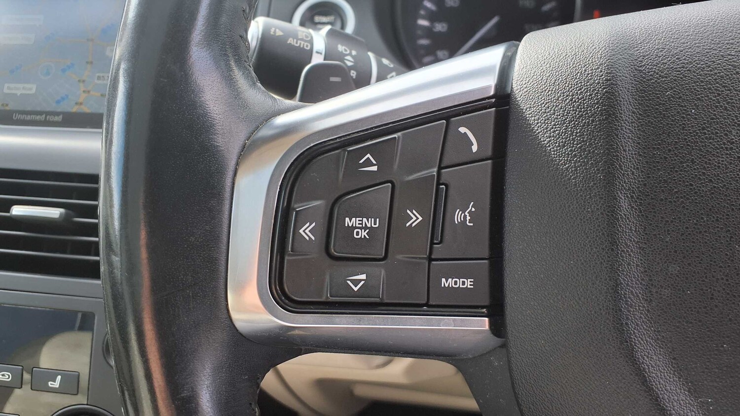 Used Land Rover Discovery Sport 2015 for sale - 77913609: Photo 29