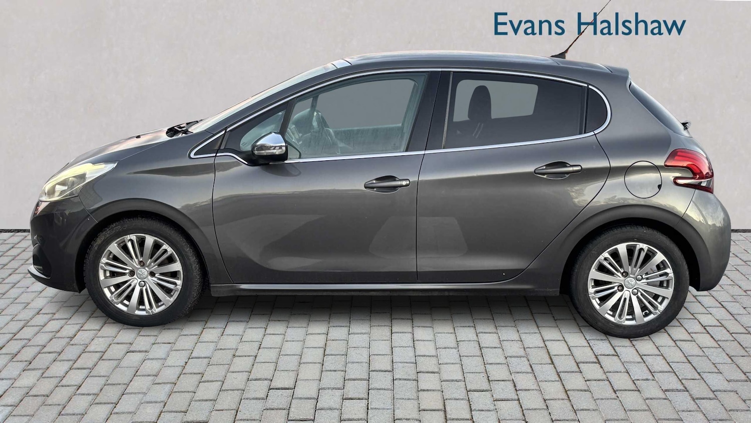 Used Peugeot 208 2018 for sale - 76967771: Photo 6