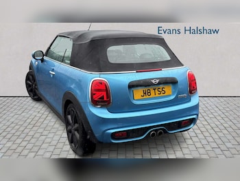 Used MINI Convertible 2018 for sale - 79326374: Photo