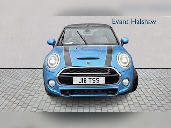 Used MINI Convertible 2018 for sale - 79326374: Photo