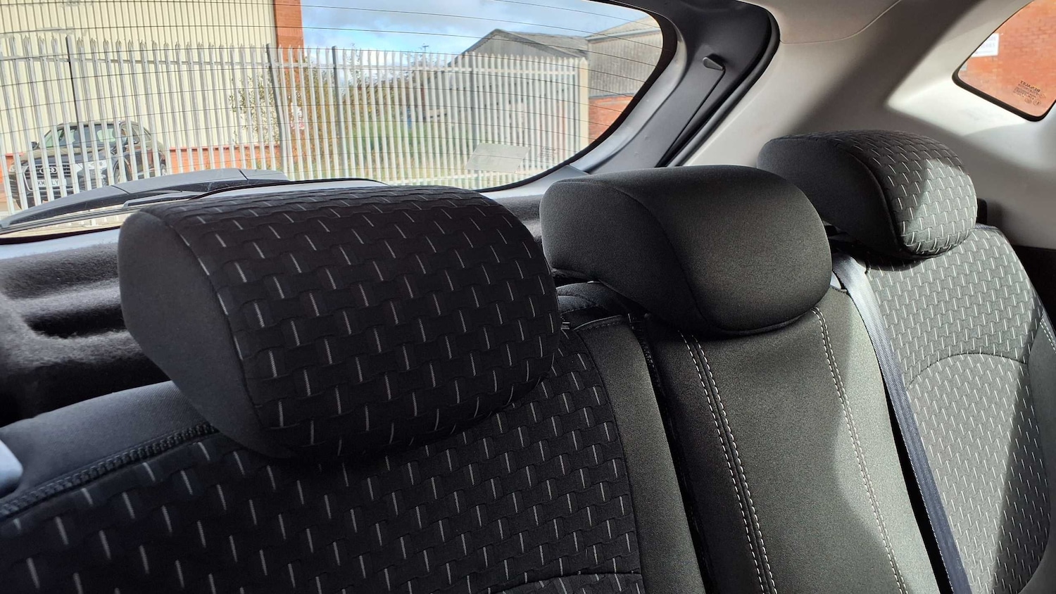 Used Renault Captur 2017 for sale - 76087798: Photo 33