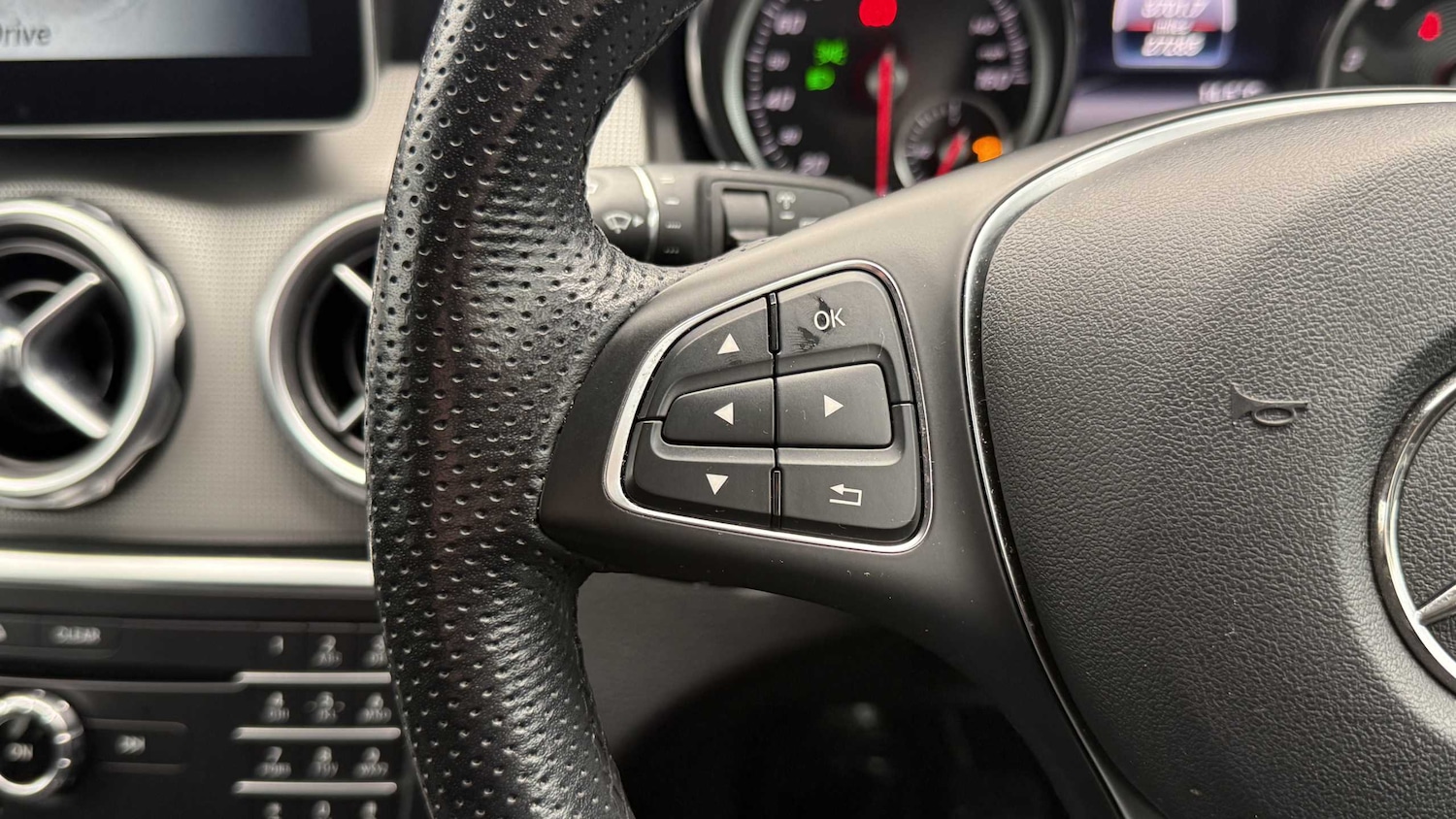 Used Mercedes-Benz GLA 2018 for sale - 76442504: Photo 20