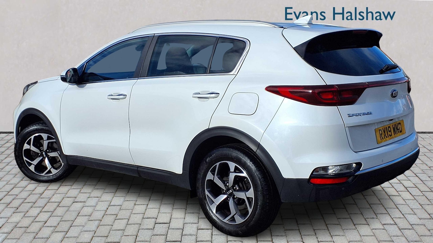 Used Kia Sportage 2019 for sale - 76141535: Photo 2