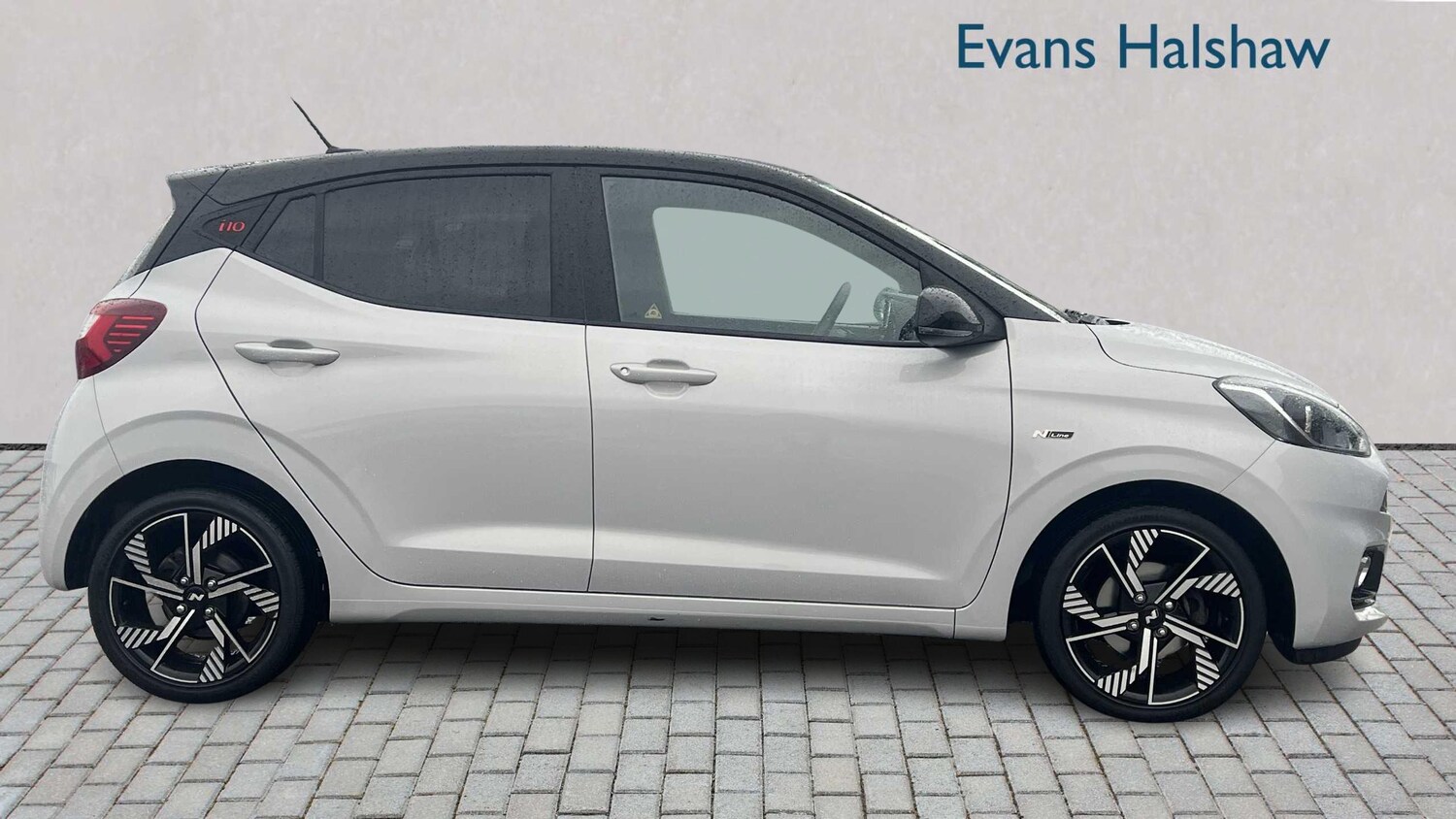 Used Hyundai i10 2023 for sale - 76319047: Photo 4