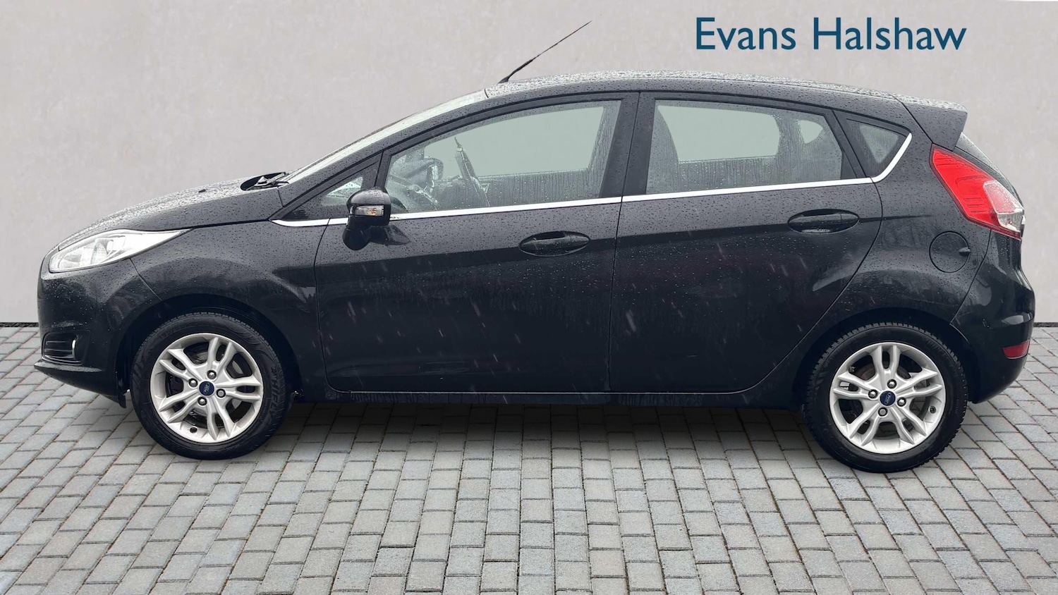 Used Ford Fiesta 2015 for sale - 77472663: Photo 4