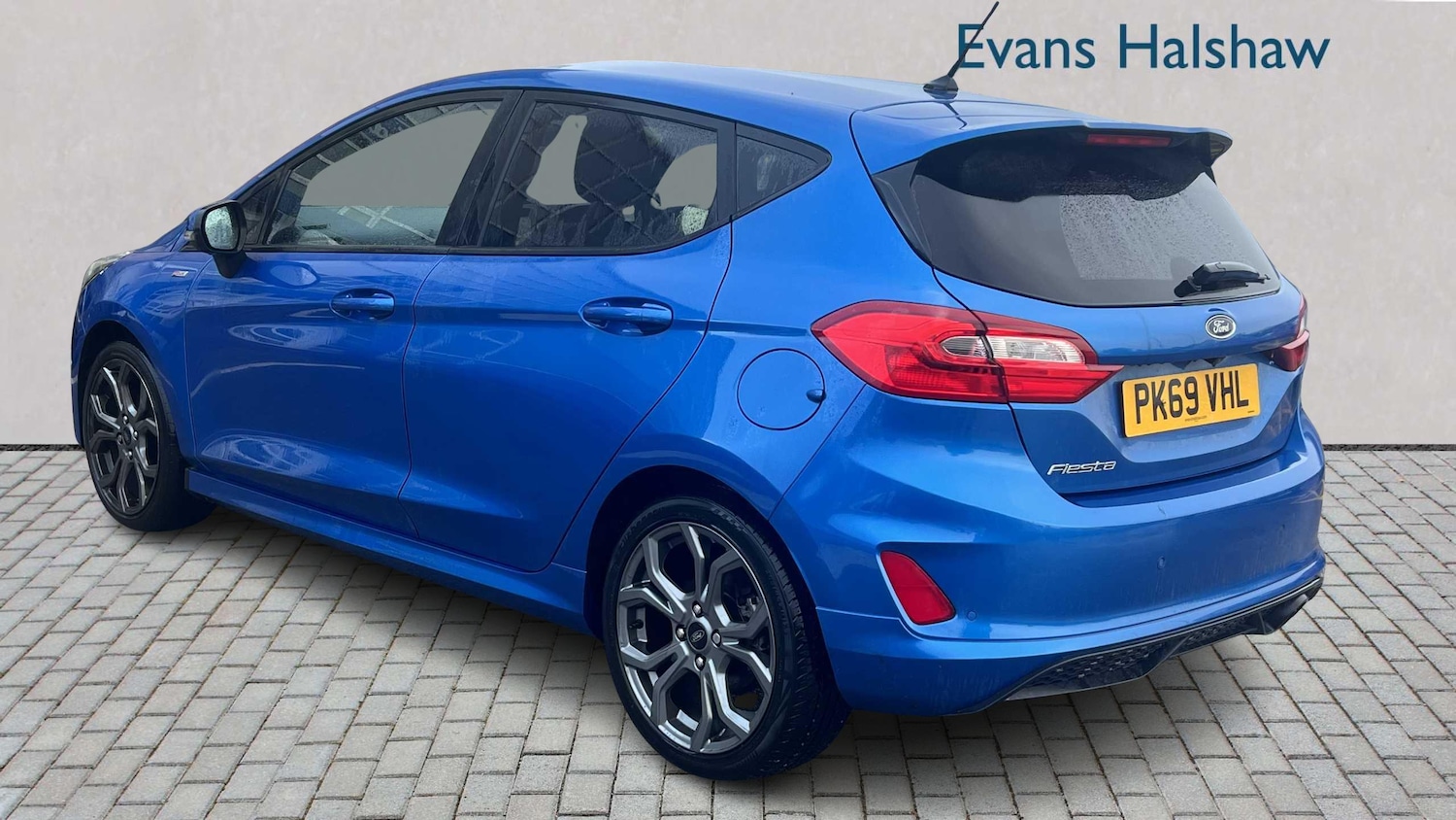 Used Ford Fiesta 2019 for sale - 76373650: Photo 2