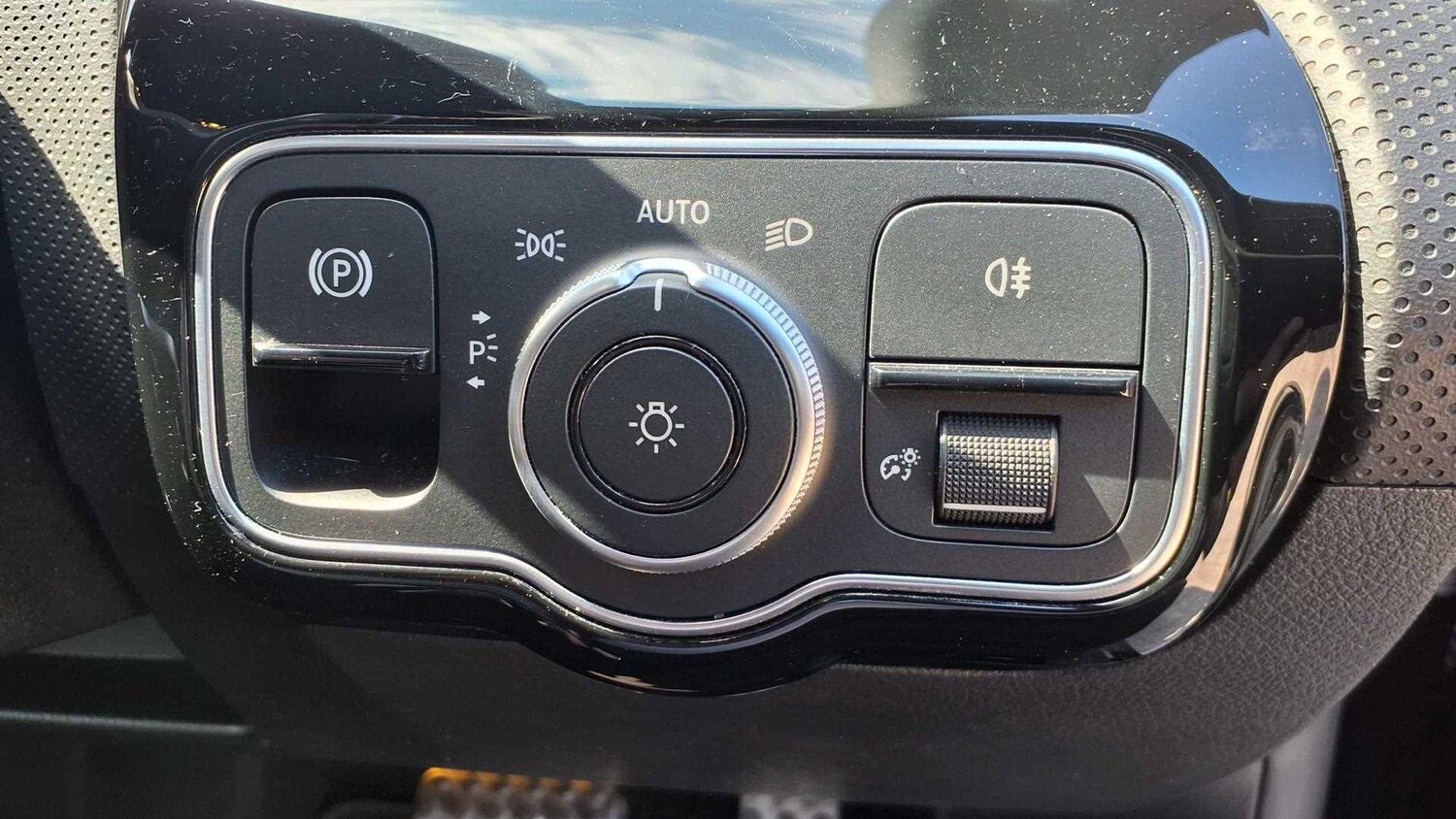 Vehicle 35