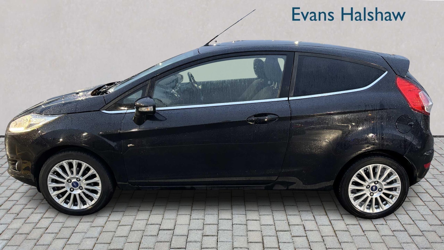 Used Ford Fiesta 2016 for sale - 77244989: Photo 5
