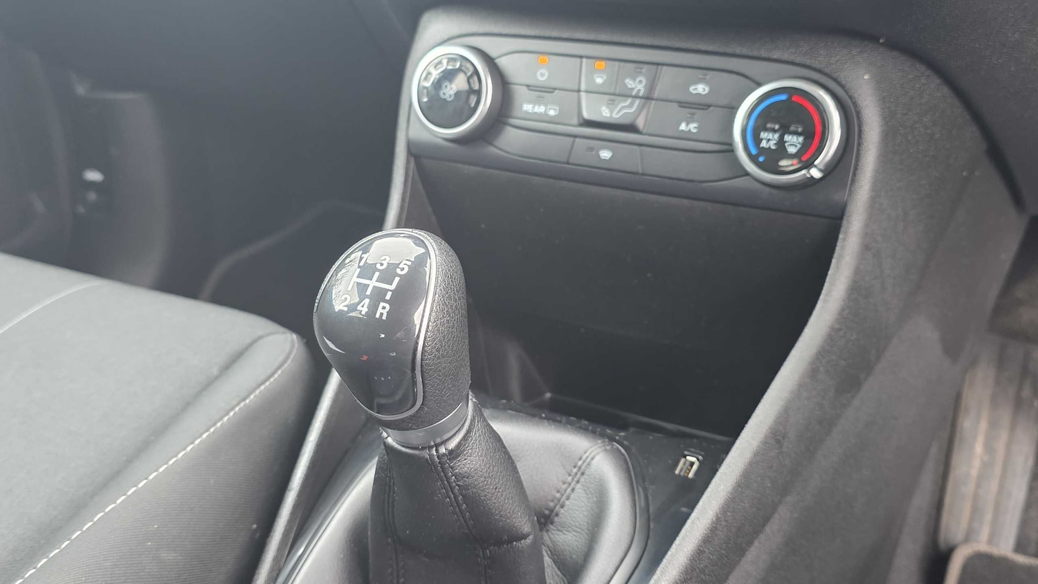 Used Ford Fiesta 2019 for sale - 76475794: Photo 23