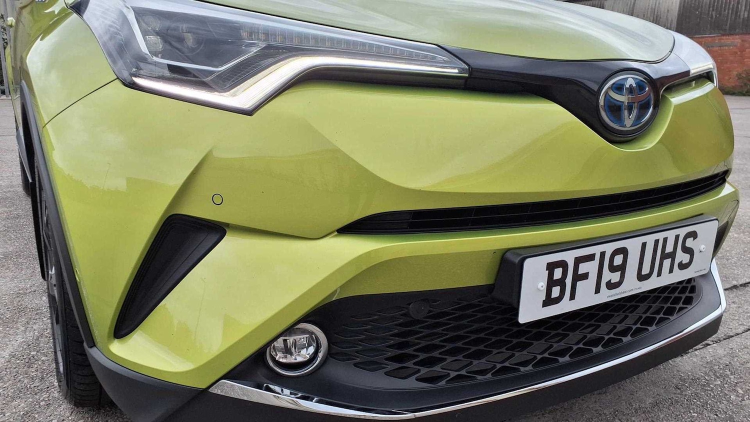 Used Toyota C-HR 2019 for sale - 76298300: Photo 12