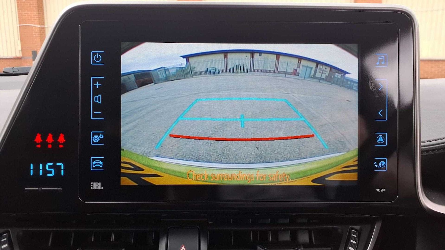 Used Toyota C-HR 2019 for sale - 76298300: Photo 23