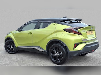 Used Toyota C-HR 2019 for sale - 76298300: Photo