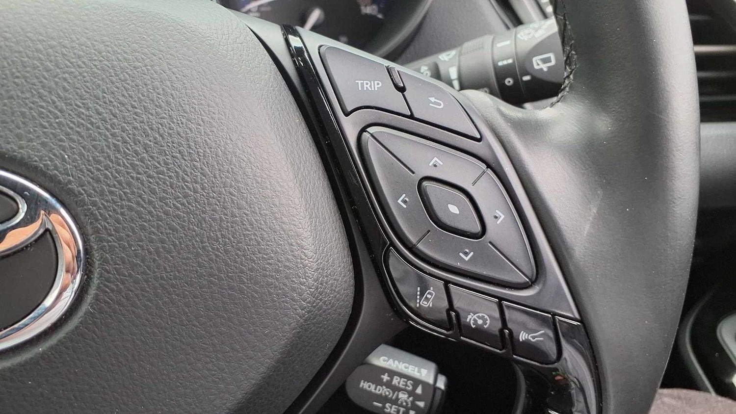 Used Toyota C-HR 2019 for sale - 76298300: Photo 31