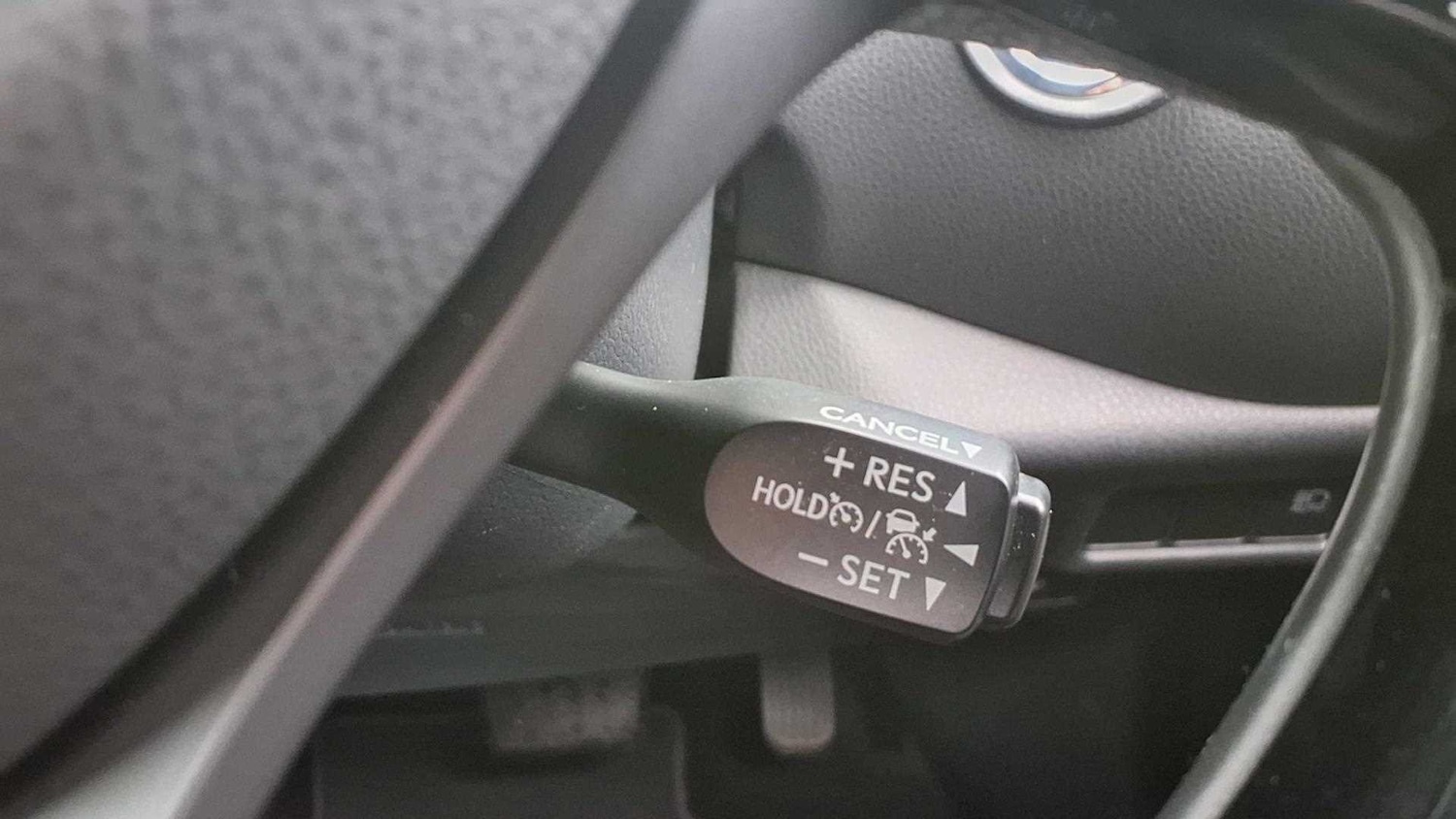 Used Toyota C-HR 2019 for sale - 76298300: Photo 32