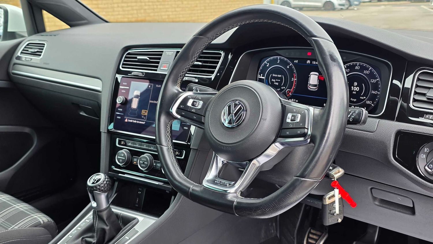 Used Volkswagen Golf 2018 for sale - 78149157: Photo 8