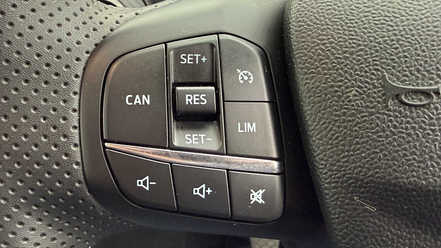 Used Ford Puma 2023 for sale - 76298502: Photo 25