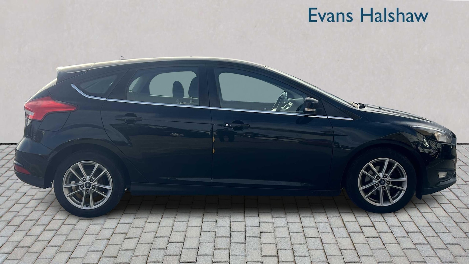 Used Ford Focus 2016 for sale - 76390604: Photo 4