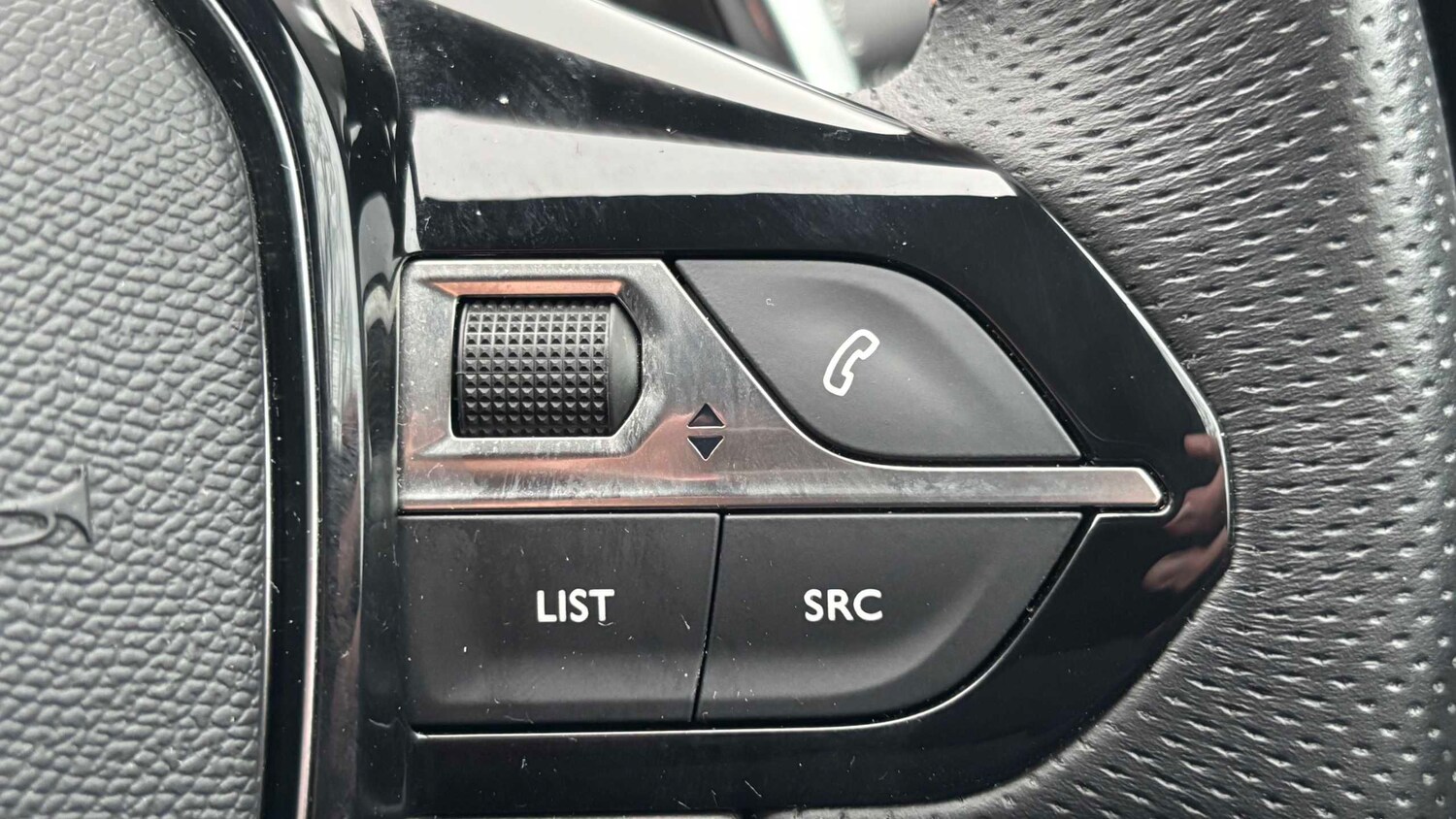 Used Peugeot 3008 2020 for sale - 77294293: Photo 15