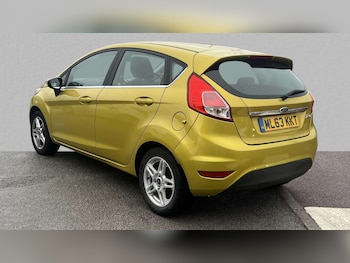 Used Ford Fiesta 2013 for sale - 76141567: Photo 2
