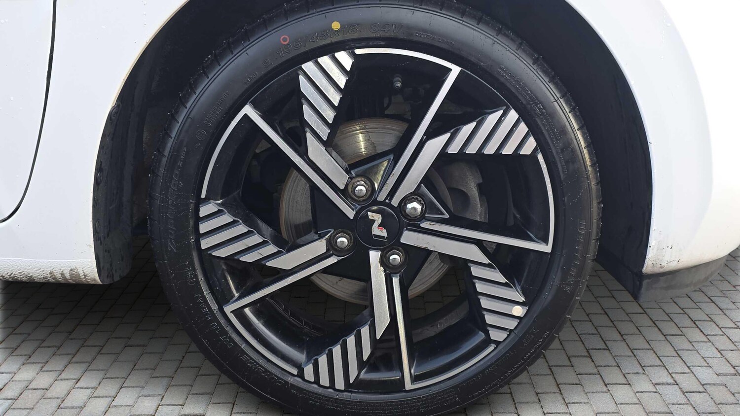 Used Hyundai i10 2023 for sale - 77164434: Photo 7