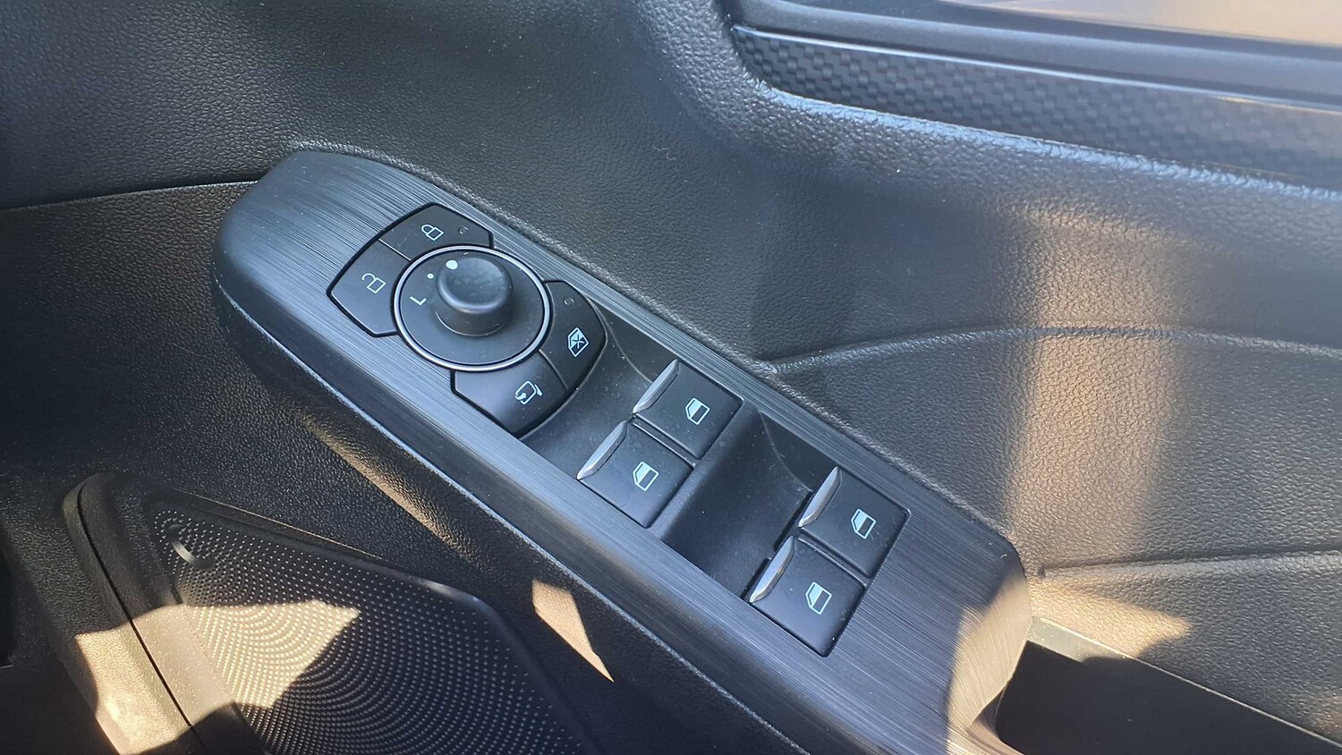 Used Ford Kuga 2023 for sale - 75968103: Photo 34