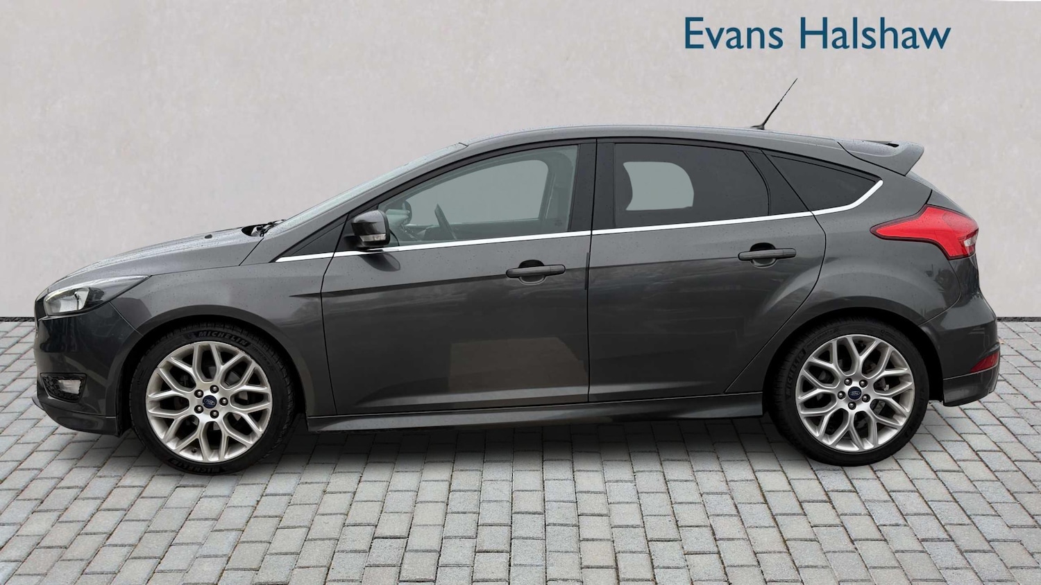 Used Ford Focus 2015 for sale - 77282026: Photo 5