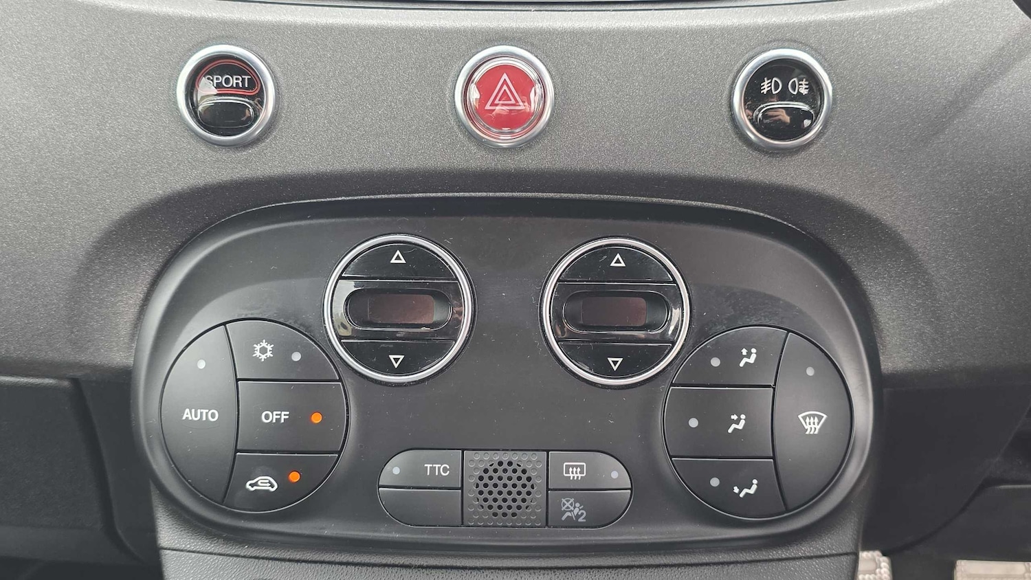 Used Abarth 595 2020 for sale - 75903430: Photo 23