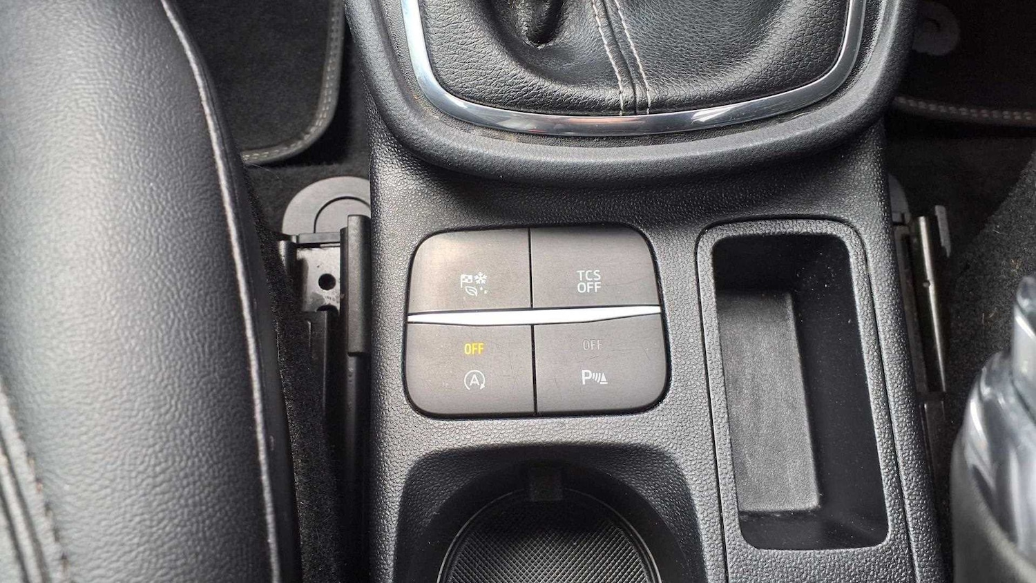 Vehicle 28