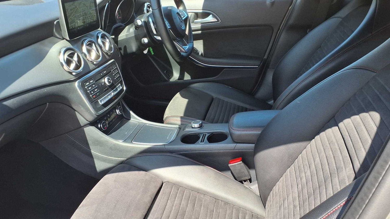 Used Mercedes-Benz GLA 2017 for sale - 76390668: Photo 17