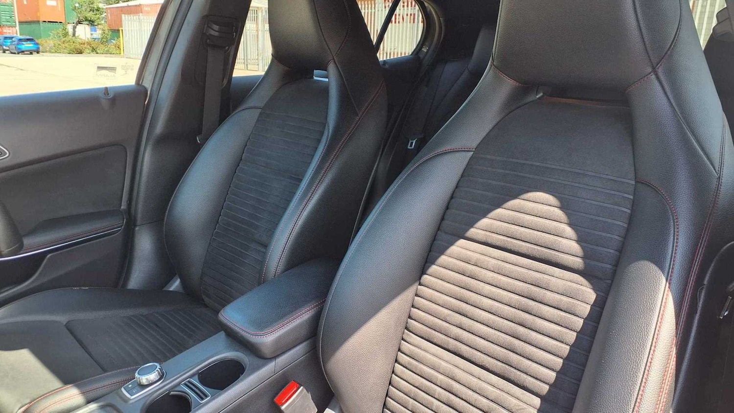 Used Mercedes-Benz GLA 2017 for sale - 76390668: Photo 35