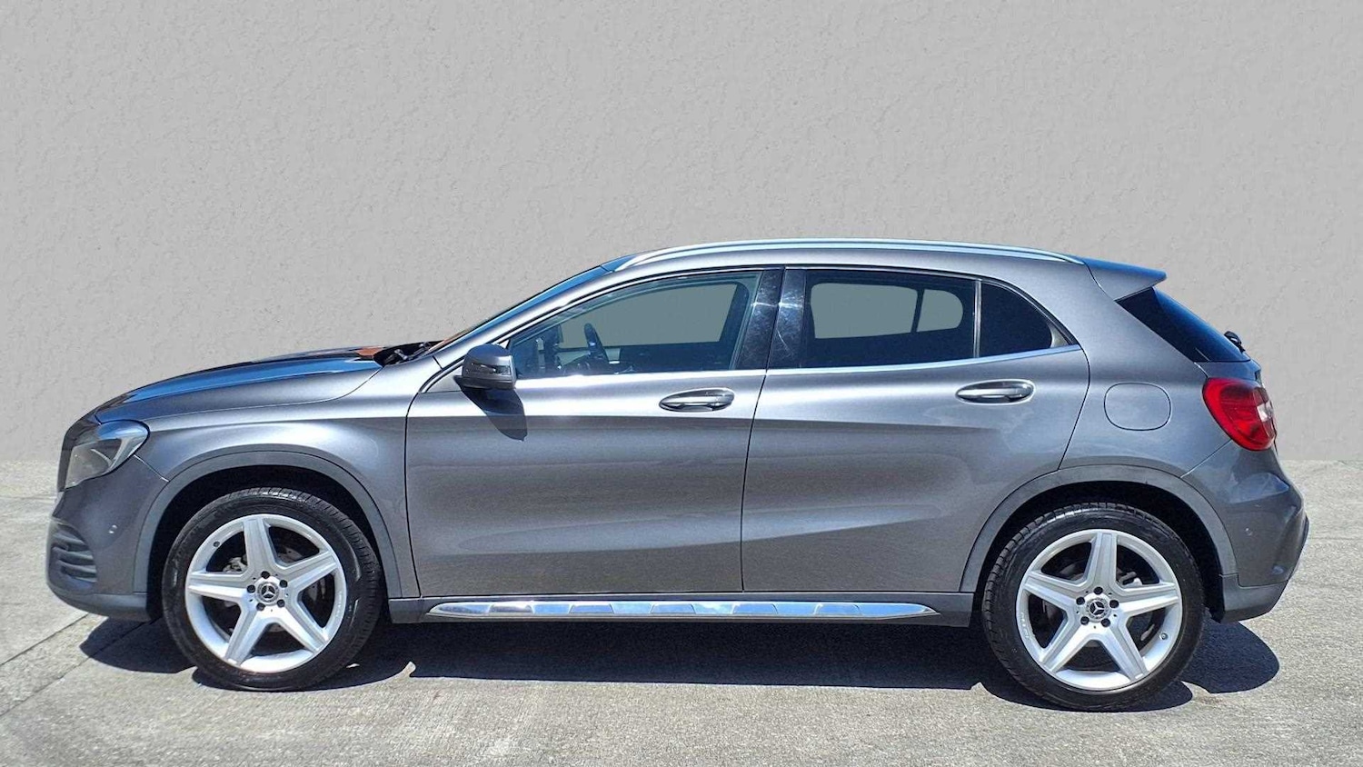 Used Mercedes-Benz GLA 2017 for sale - 76390668: Photo 4
