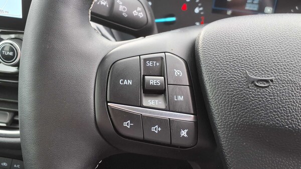 Used Ford Puma 2023 for sale - 76125922: Photo 29