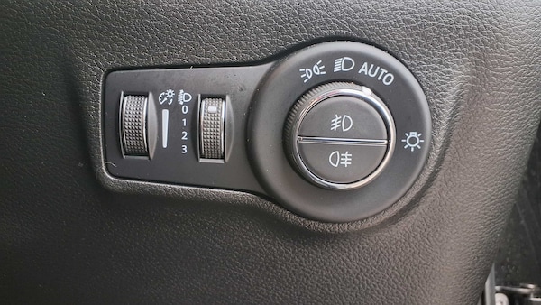 Used Jeep Compass 2023 for sale - 75931086: Photo 33