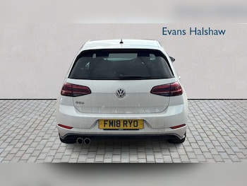 Used Volkswagen Golf 2018 for sale - 77795610: Photo