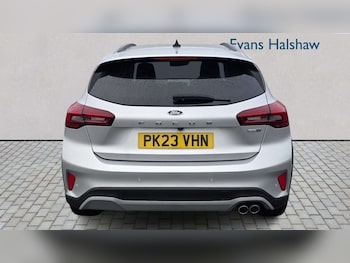 Used Ford Focus 2023 for sale - 78137582: Photo